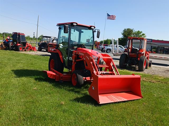 Image of Kubota LX2610HSD equipment image 3