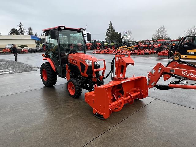 Image of Kubota LX3310HSD equipment image 3