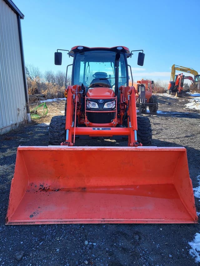 Image of Kubota M4D-071HDC12 equipment image 2