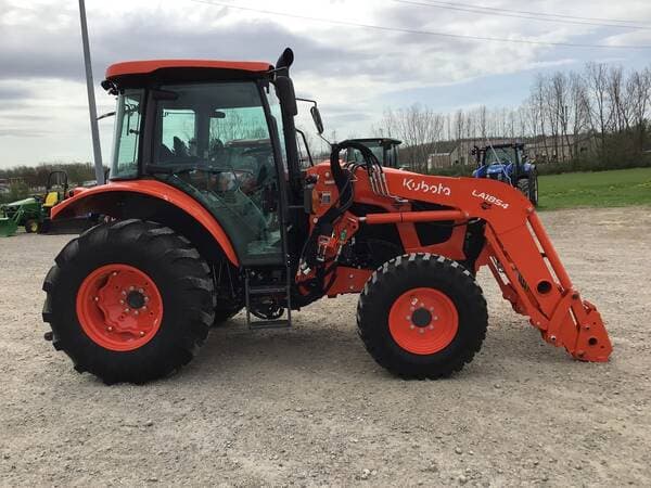 Image of Kubota M5-111 equipment image 2