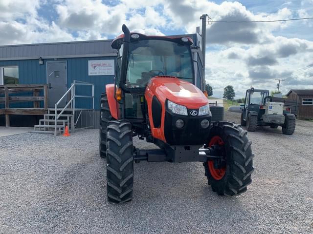 Image of Kubota M5-111 equipment image 3