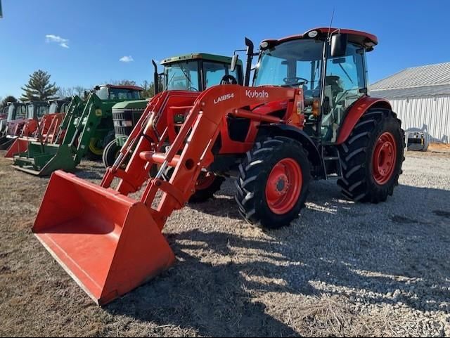 2022 Kubota M5-111D Equipment Image0