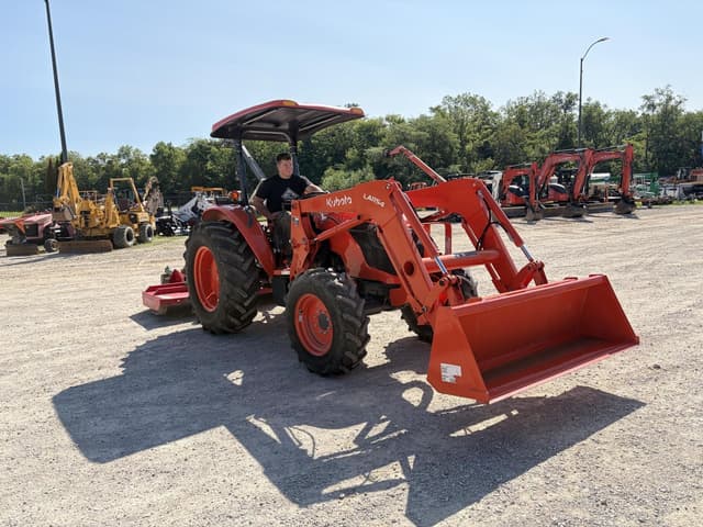 Image of Kubota M5660SUHD equipment image 3