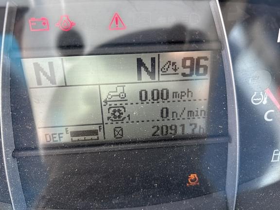 Image of Kubota M6-141 equipment image 1