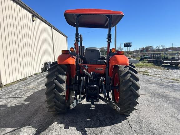 Image of Kubota M6060 equipment image 4