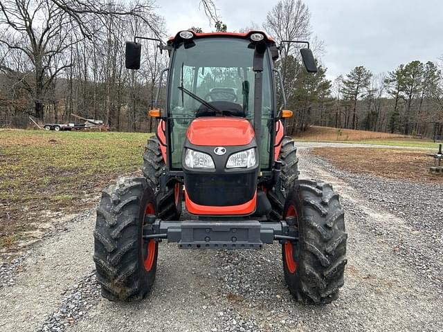 Image of Kubota M6060 equipment image 2