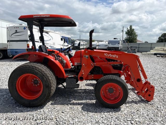 Image of Kubota M6060 equipment image 3