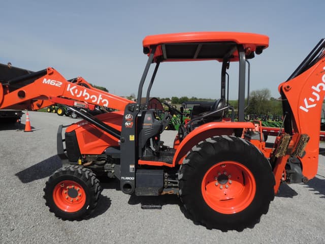 Image of Kubota M62 equipment image 1