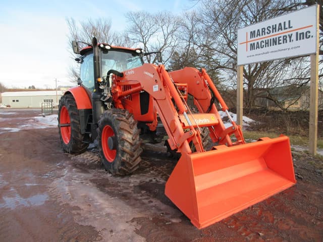 Image of Kubota M7.132 Deluxe equipment image 4