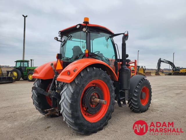 Image of Kubota M7.152 equipment image 2