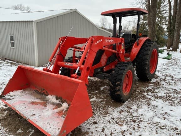 Image of Kubota M7060 equipment image 1