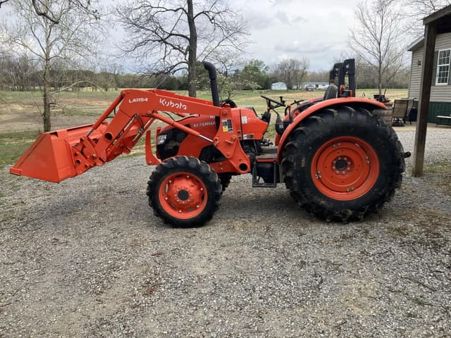 Image of Kubota M7060 equipment image 2