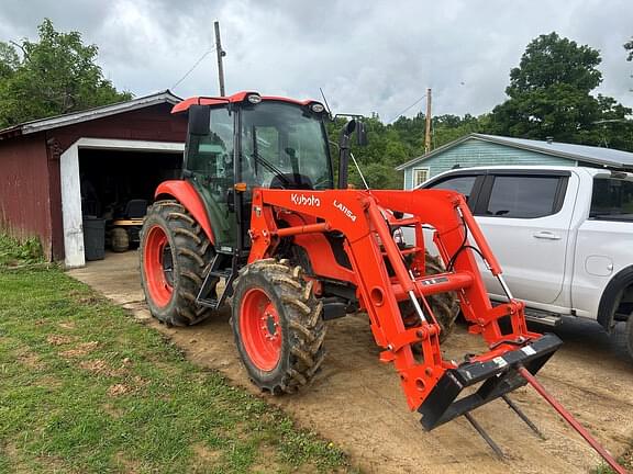 Image of Kubota M7060 Primary image