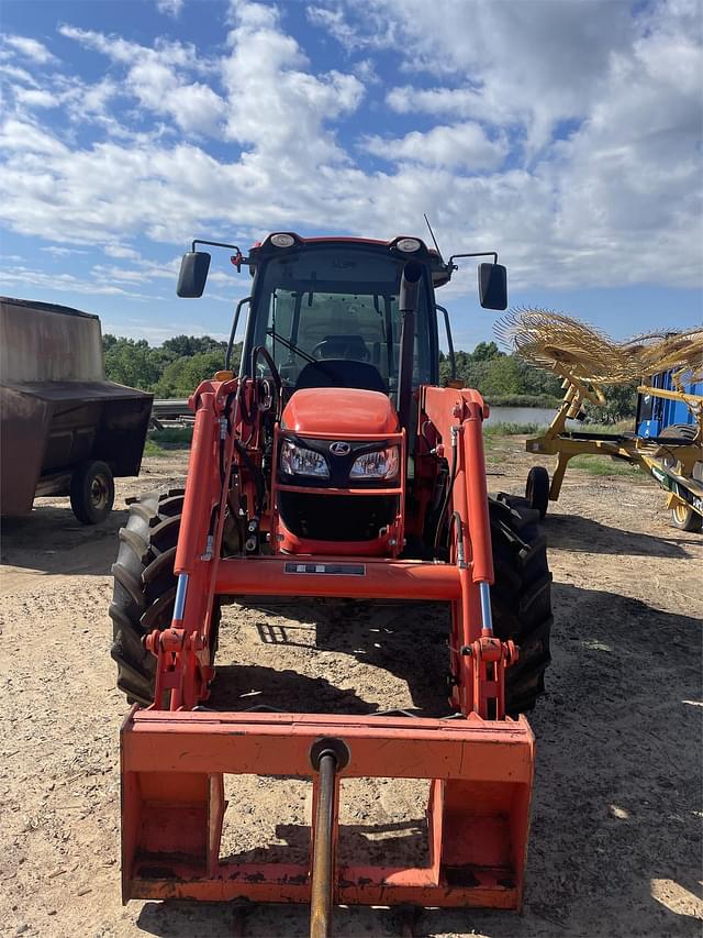 Image of Kubota M7060 equipment image 2