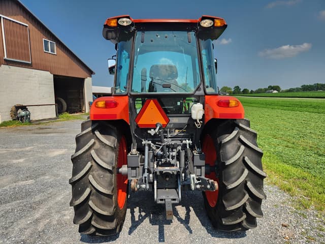 Image of Kubota M7060HDC equipment image 3