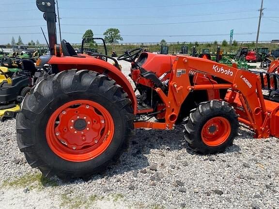 2022 Kubota MX5400 Equipment Image0