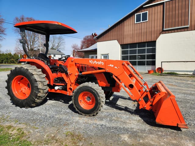 Image of Kubota MX5400HST equipment image 1