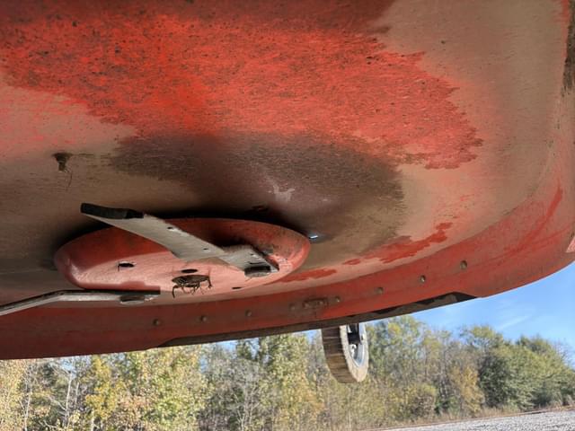 Image of Kubota MX5400HST equipment image 3