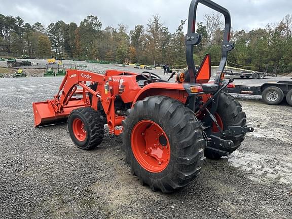 Image of Kubota MX6000 equipment image 3