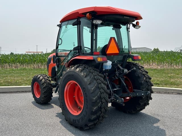 Image of Kubota MX6000 equipment image 2