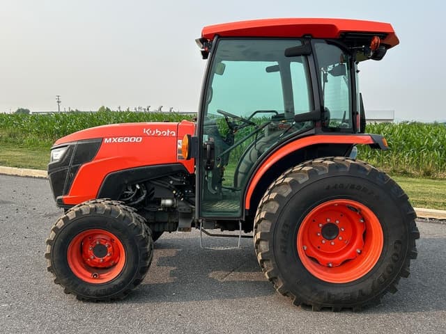 Image of Kubota MX6000 equipment image 1