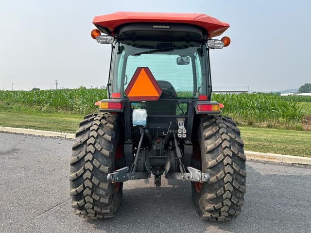 Image of Kubota MX6000 equipment image 3