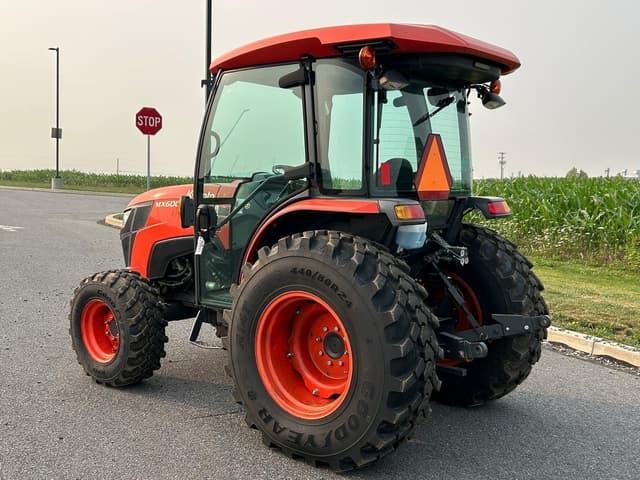 Image of Kubota MX6000 equipment image 2