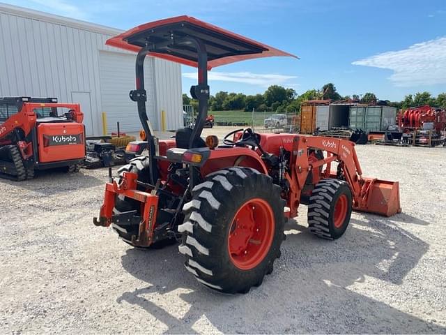 Image of Kubota MX6000 equipment image 2