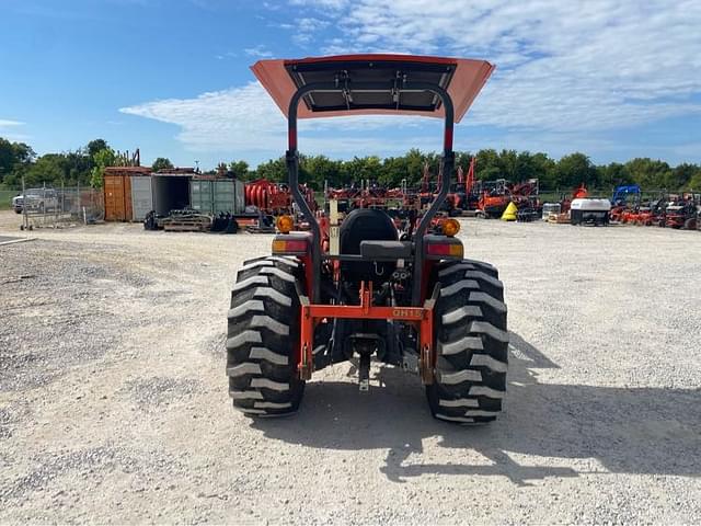 Image of Kubota MX6000 equipment image 3