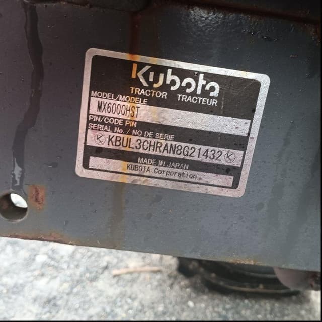 Image of Kubota MX6000HST equipment image 4