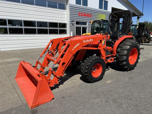 Image of Kubota MX6000 equipment image 2