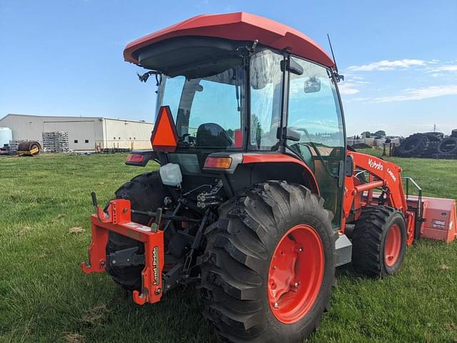 Image of Kubota MX6000HSTC equipment image 2