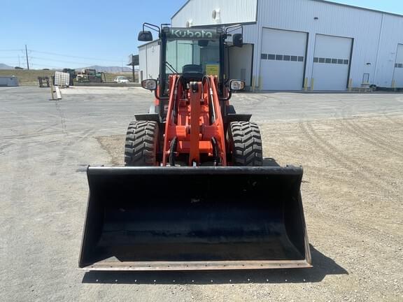 Image of Kubota R640 equipment image 1