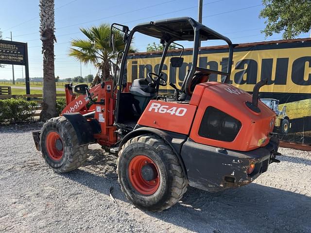 Image of Kubota R640 equipment image 1