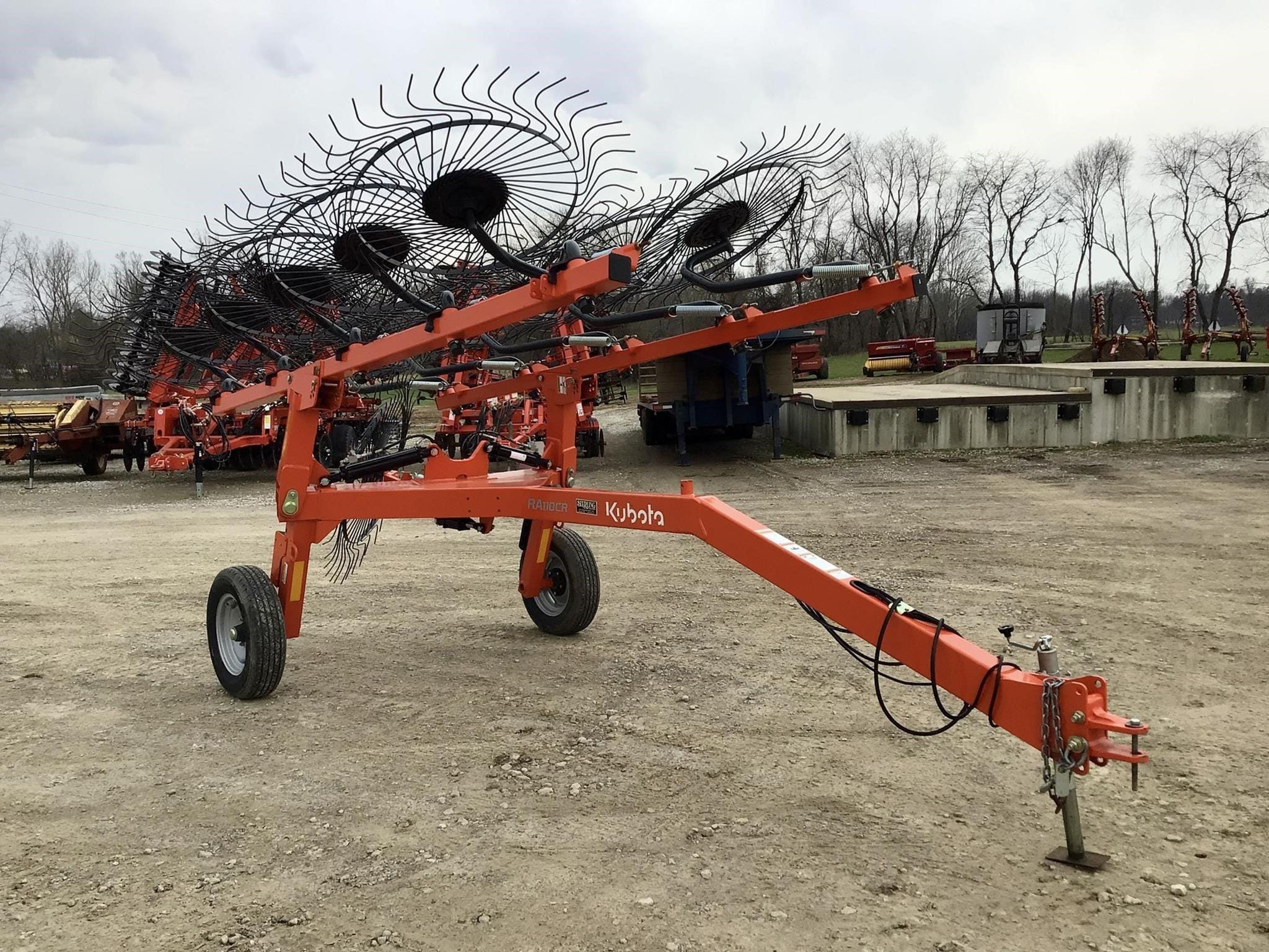2022 Kubota RA110CR Equipment Image0