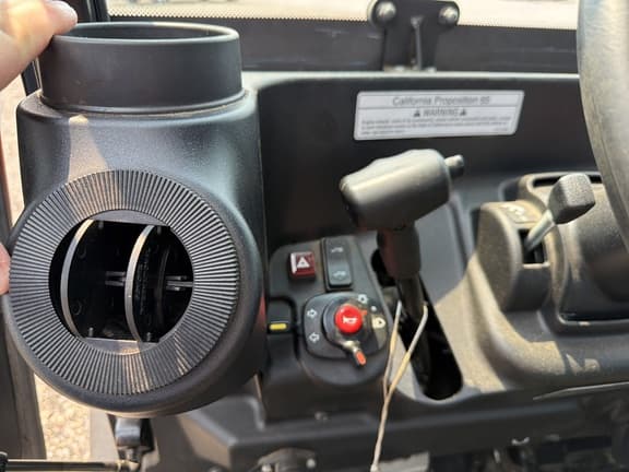 Image of Kubota RTV-X1100C equipment image 1