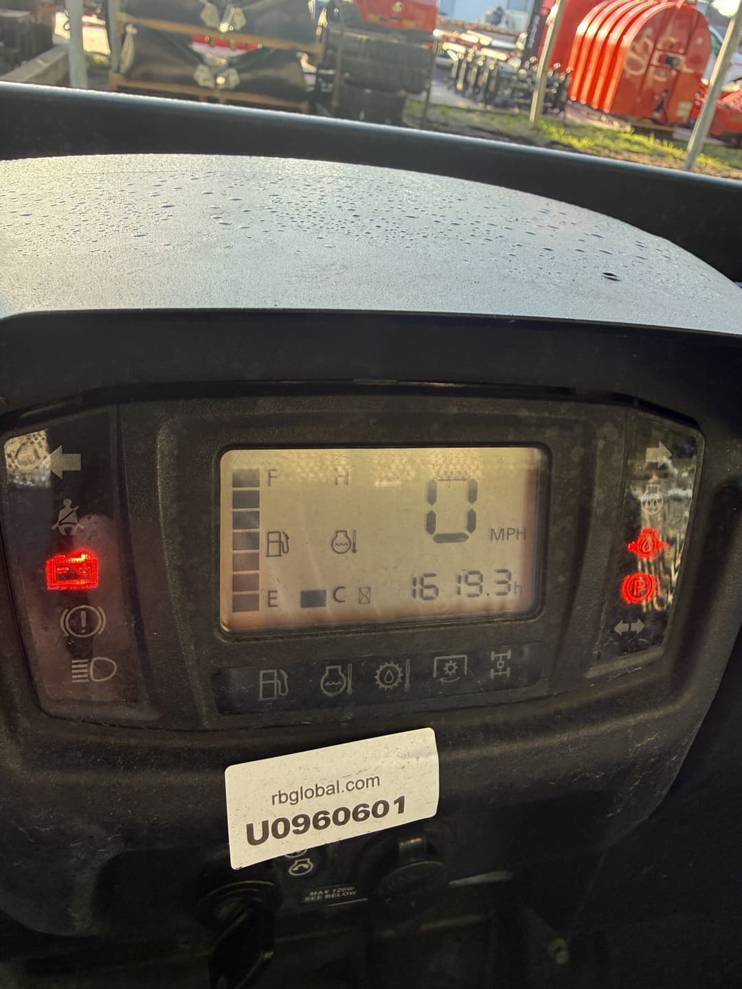 Image of Kubota RTV-X900 Image 1