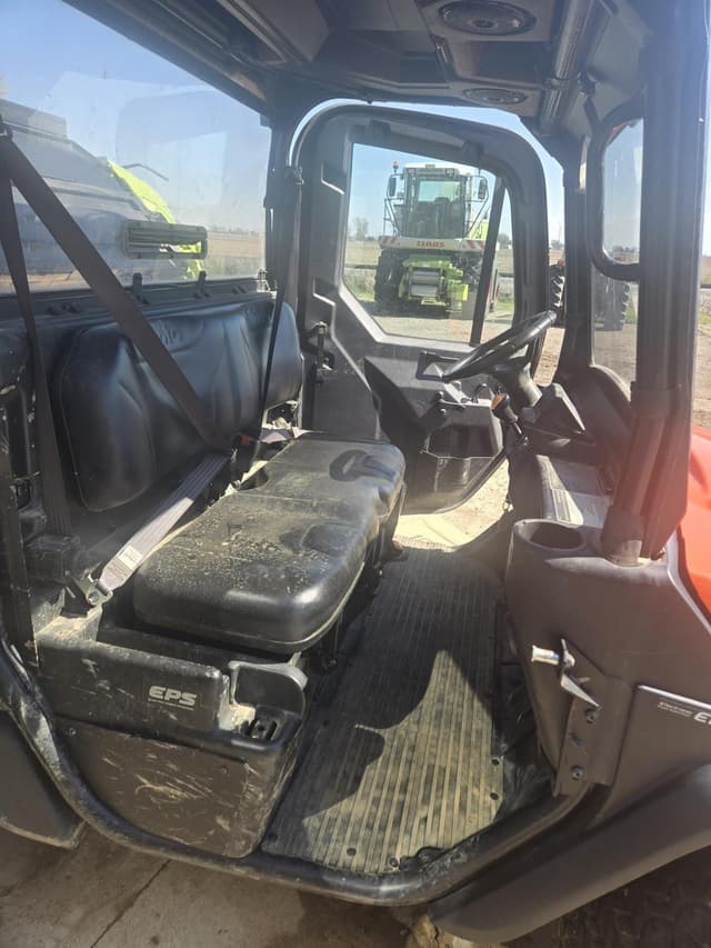 Image of Kubota RTV-XG850 equipment image 2