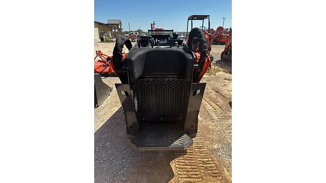 Image of Kubota SCL1000 equipment image 2