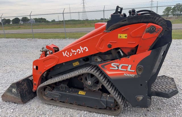 Image of Kubota SCL1000 equipment image 2
