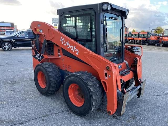 Image of Kubota SSV75 equipment image 2