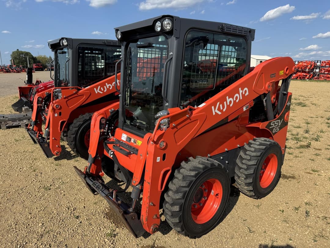 Image of Kubota SSV65 Primary image