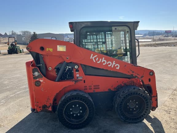 Image of Kubota SSV65 equipment image 2