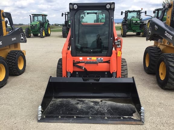 Image of Kubota SSV65 equipment image 3