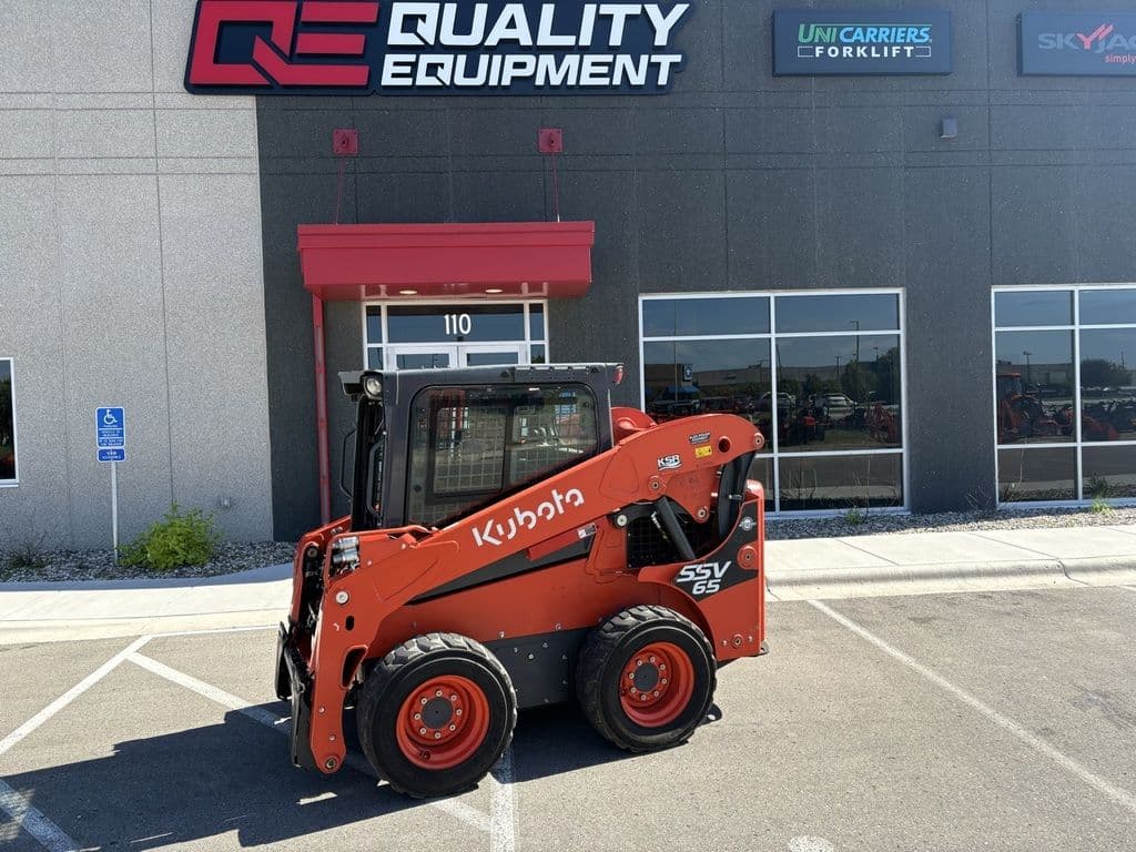 Image of Kubota SSV65HC Primary Image