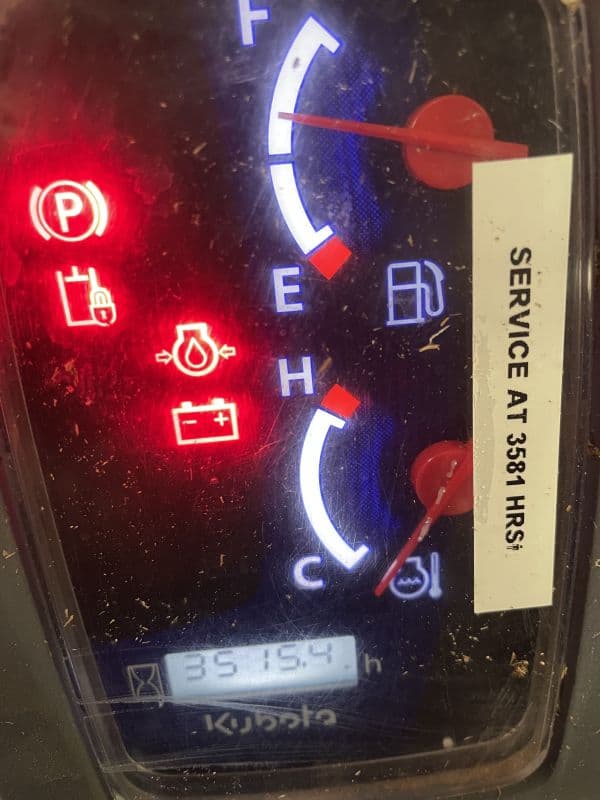 Image of Kubota SSV65HC equipment image 4