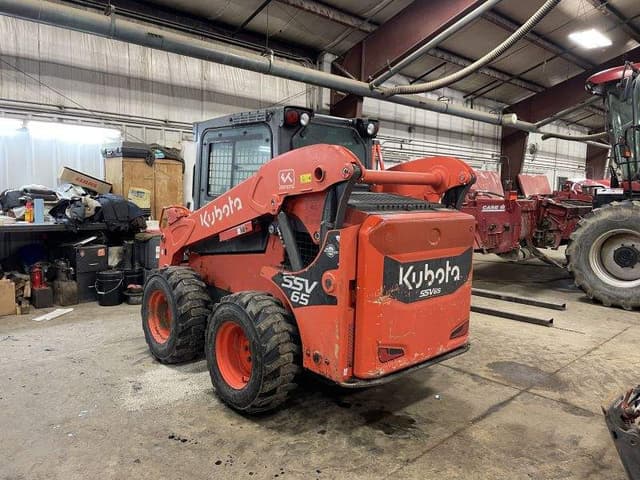 Image of Kubota SSV65HC equipment image 3