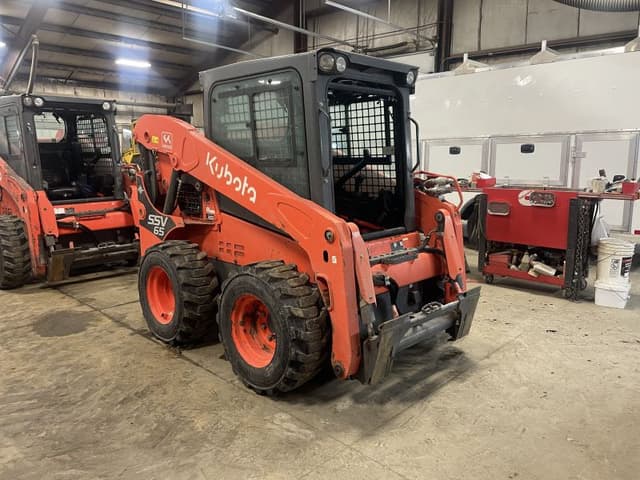 Image of Kubota SSV65HC equipment image 1