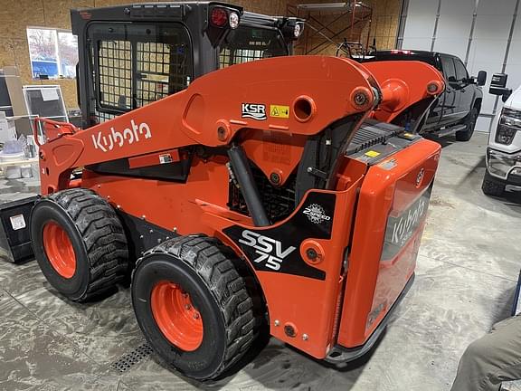 Image of Kubota SSV75 equipment image 1