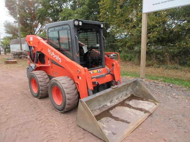 Image of Kubota SSV75 equipment image 3